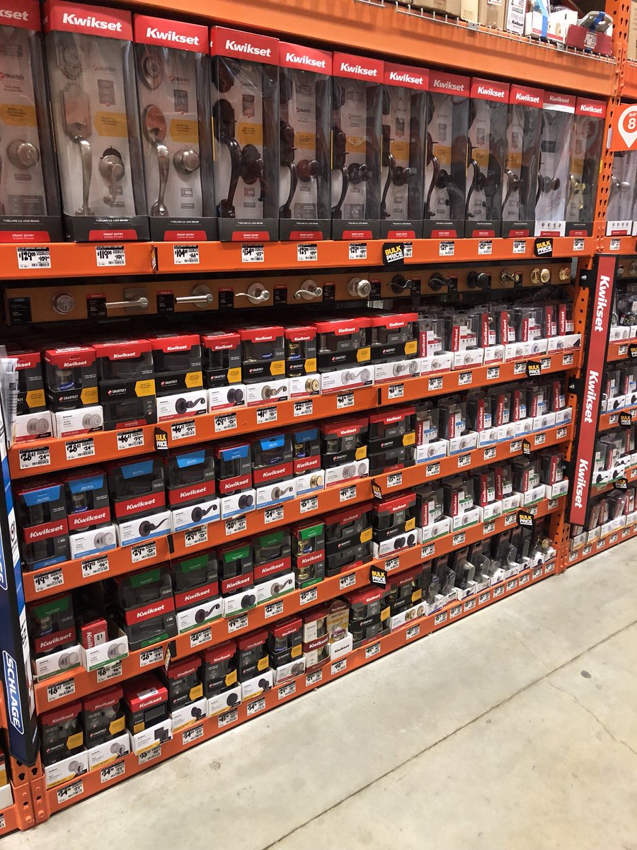 THD_Nick's tweet photo. 🗣I had to give my specialty brother Chris and his closing team a second shout out cause these bays are just amazing. Talk about being “Grand opening ready.” @mlp814 @ClementsEverett 🚪 🗝🔑 #always🐝closing https://t.co/yIhcdpMrJa