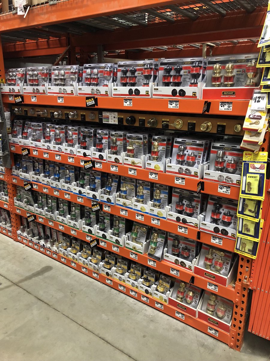 THD_Nick's tweet photo. 🗣I had to give my specialty brother Chris and his closing team a second shout out cause these bays are just amazing. Talk about being “Grand opening ready.” @mlp814 @ClementsEverett 🚪 🗝🔑 #always🐝closing https://t.co/yIhcdpMrJa