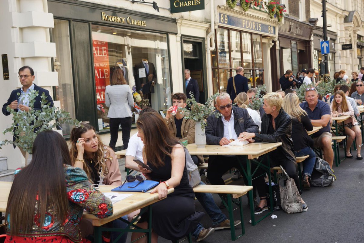 We’re thrilled to see everyone enjoying themselves at <a href="/LondonFashionWk/">London Fashion Week</a> on Jermyn Street today. From the St James’s catwalk shows to the street food and the live music, the event so far has been spectacular. Follow <a href="/stjameslondon/">St James’s London</a> for updates.