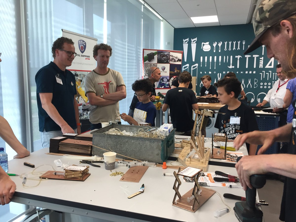 Busy with a lot of  fun #tech stuf overhere #HTOR #DTW2018 <a href="/hightechcampus/">High Tech Campus</a>