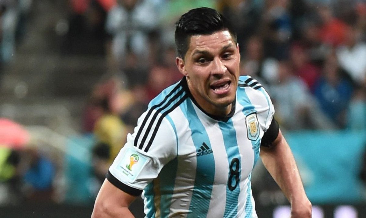 SoyPaganiok's tweet photo. Enzo Pérez es el elegido de Jorge Sampaoli para reemplazar a Manuel Lanzini. https://t.co/Ly1IkwlsoA