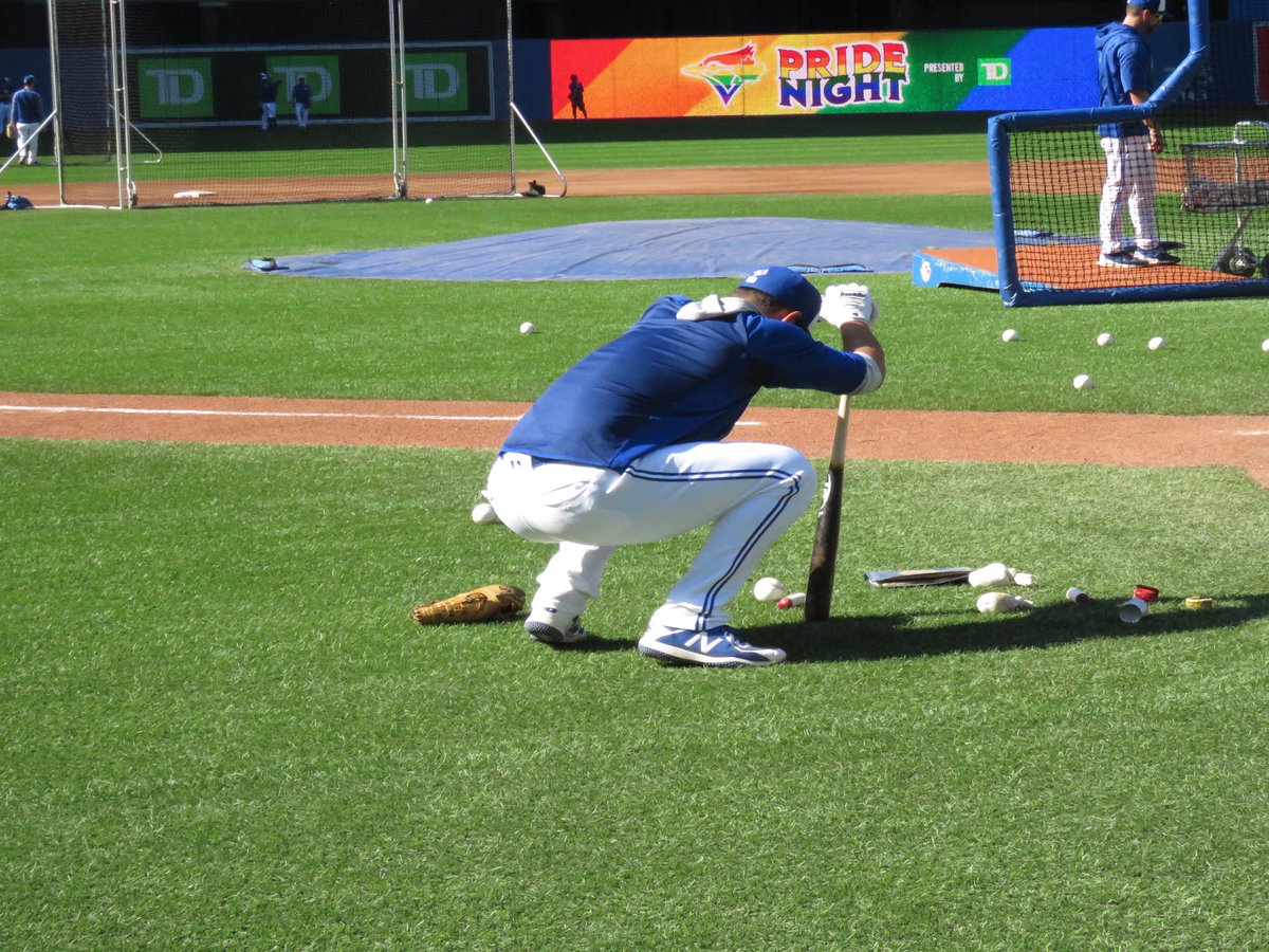 biggles14's tweet photo. #LukeMaile #OnfieldBp #BlueJays https://t.co/QnoMnodYpT