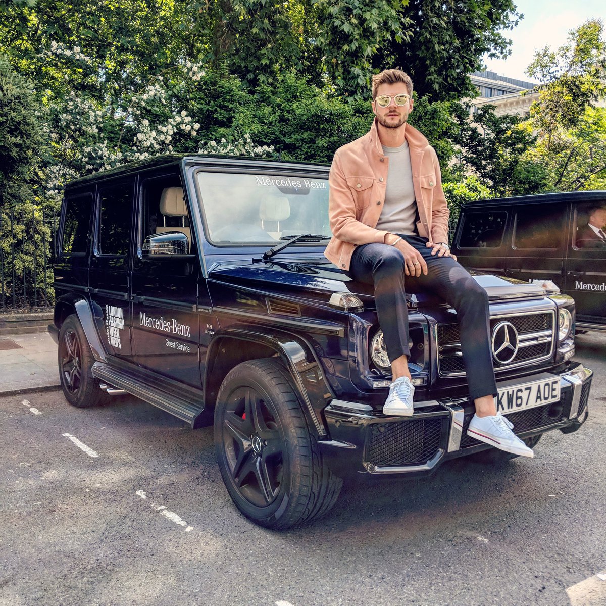 JimChapman's tweet image. It's that time again! #lfwm began with a lovely show outside in the sun. As always, huge thank you to @MercedesBenzUK for the whip. @BFC