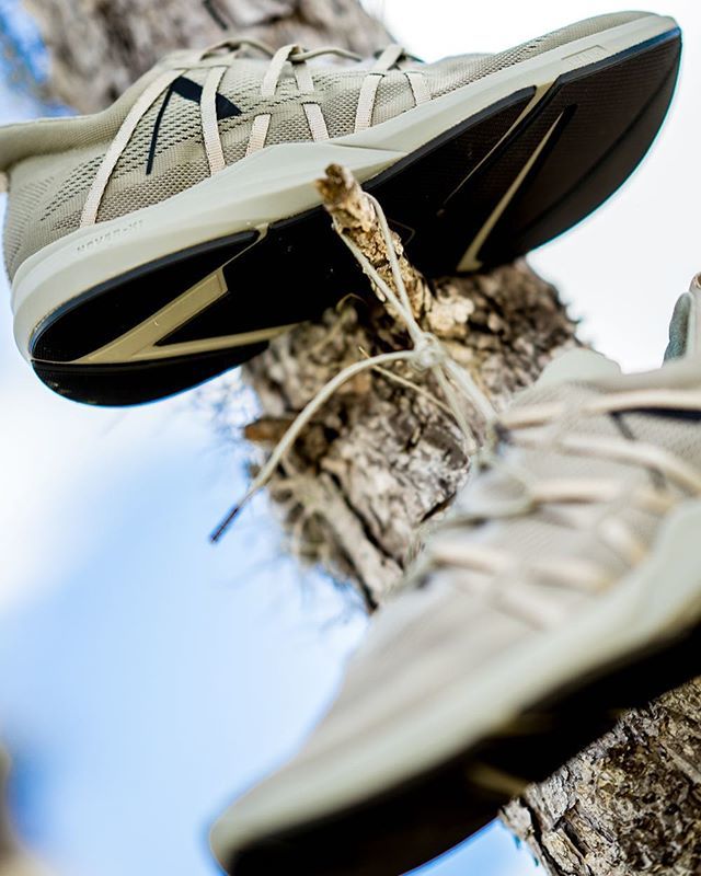 rashadpleasant's tweet photo. Hang with me .
.
.
.
.
#sonyalphasclub #todayskicks #unlimitedminimal #kicksoftheday #igsneakercommunity #gobarefut #rsa_minimal #supermegamasterpics_minimal #sonyimages #tampabay #rashadpleasantphotography #minimalism #kotd #lovefl #minimal_perfection #… https://t.co/ptS3UrubmN https://t.co/O0jYV9Tfzl