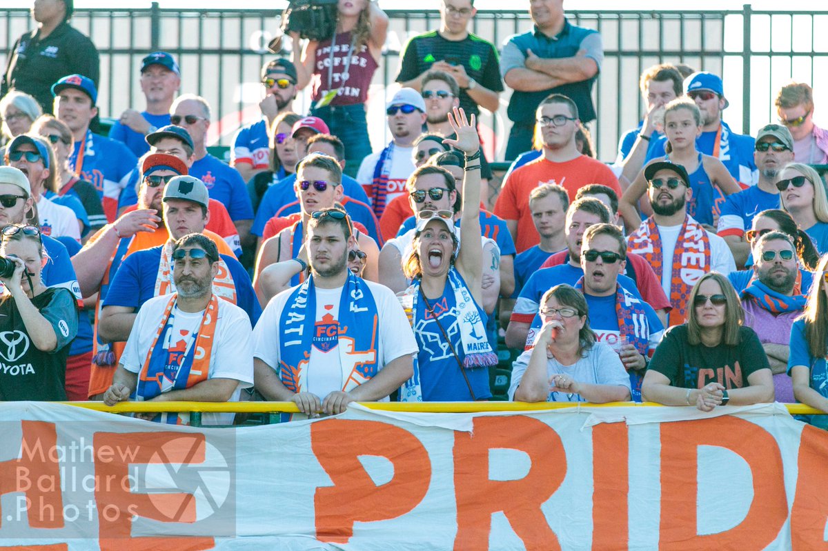 ThePrideCincy's tweet photo. The season resumes for @fccincinnati on the road tonight at 7:00PM. 

Come join us at @thedimecincy in Clifton to watch the match with a few pints of Lionhearted!

ALSO: The -Love All- scarves are here! If you preordered, we’ll have them available for pickup tonight at The Dime! https://t.co/qfYVij0R4T