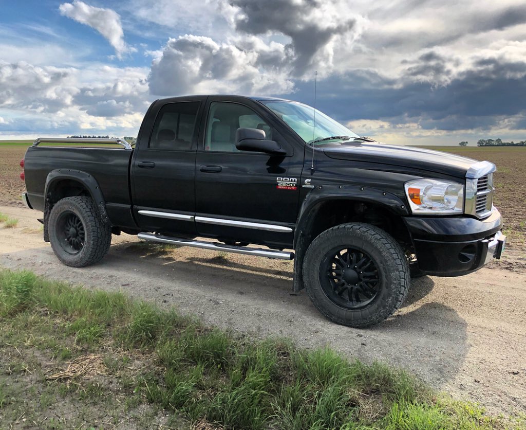 Gone but not forgotten. Sold after 10 yrs, 160,000kms. Didn’t even get it broke in. 😢 #DodgeRam #Cummins
