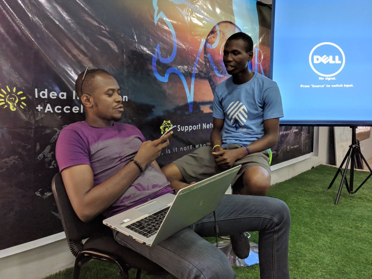 forLoopUNN's tweet photo. #hacktheDen #forloopUNN
Front end session...
@forLoopUNN @forloopCampuses @forLoopNigeria @theflutterwave @forLoopAfrica https://t.co/whYLzO1Gjj