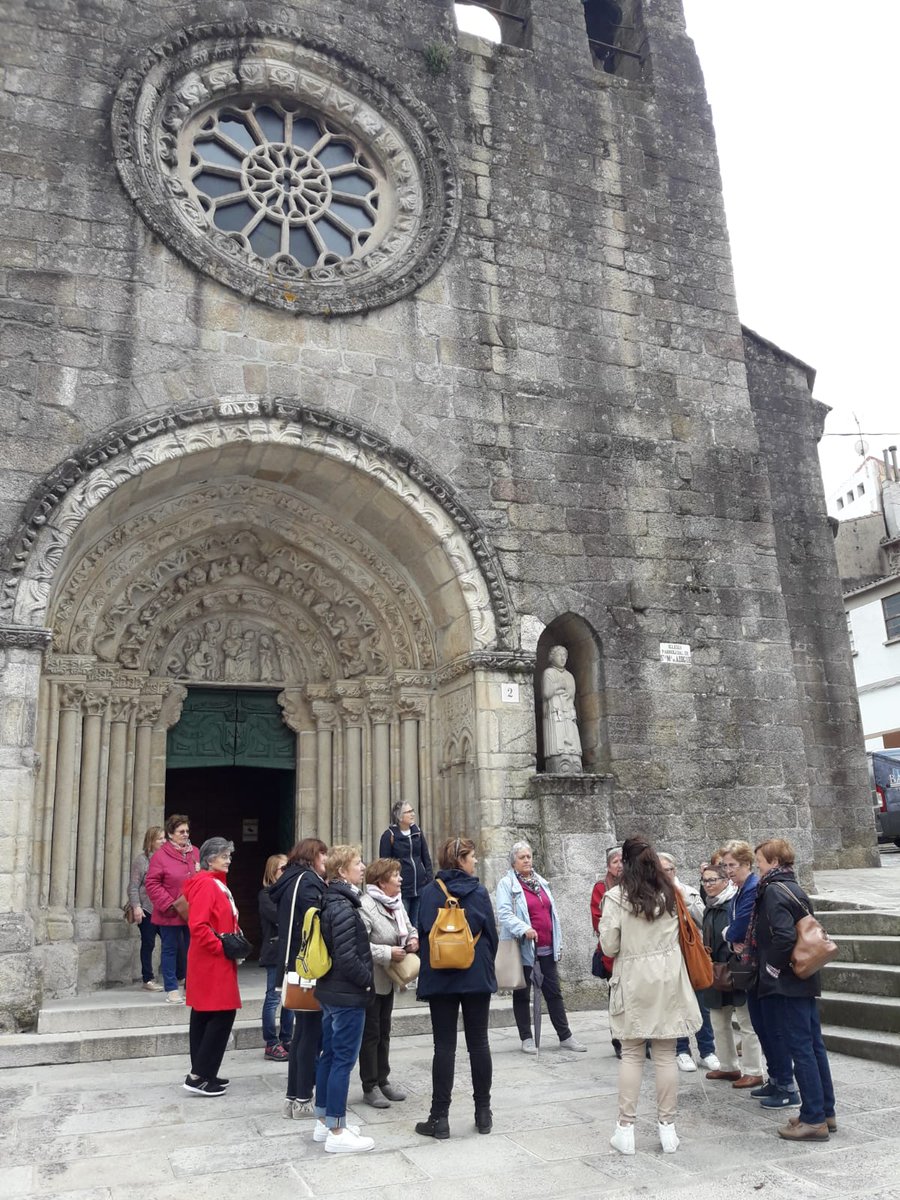 Concello De Oleiros Unha Excursion Organizada Polo Concello De Oleiros Visita Hoxe O Casco Historico De Betanzos E A Fundacion Ciec