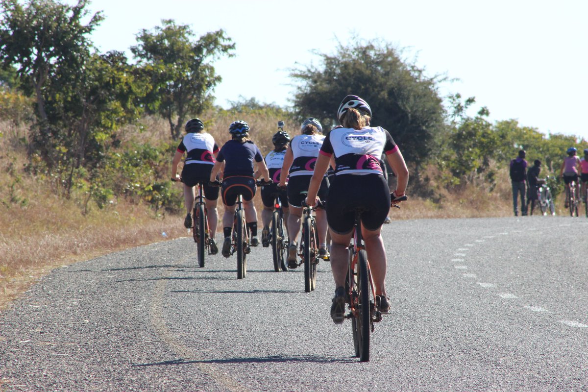 PlanMalawi's tweet photo. After a long and tiresome cycle up and down the hills in Ntchisi yesterday, the cyclist are now on a relatively easy ride to Mtunthama, Kasungu through Malomo. ETA 16:00. #CycleForPlan #EndChildMarriage #GirlsFirst #Malawi https://t.co/OLRSbMoLdZ