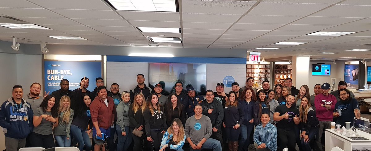 att_sdhoc's tweet photo. Thank you team, I cannot express how excited I am to have the opportunity to be part this team! This year is OUR year! #SDHOC #SDU https://t.co/Jbrpd0ePVK