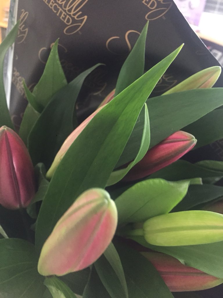 MsSullivanMaths's tweet photo. Great last ever #saturdaymaths session! I simply adore my @OutwoodBrumby year 11s!! Fantastic effort and atmosphere! Beautiful flowers and words of wisdom! https://t.co/Sp1tn7SLuv
