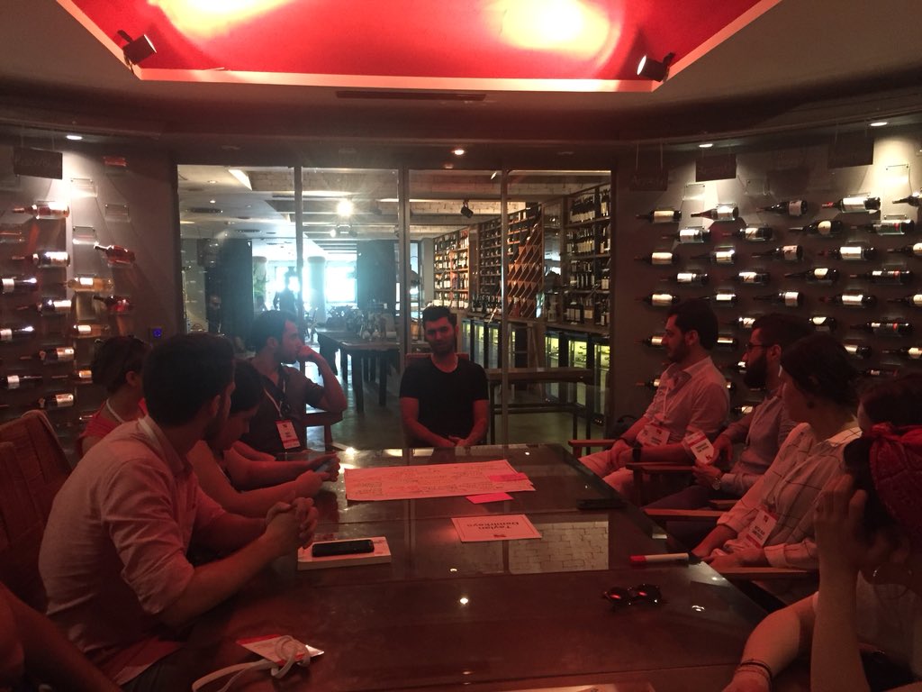 adiloran's tweet photo. Farklı ama Harika 3 konuşmacı!
#MerveNazlioglu @useinsider
#AhmetOnur @kolektifhouse 
#ZaferSen #OBSS
@casecampus @endeavor_turkey https://t.co/qVl9N1E5EN