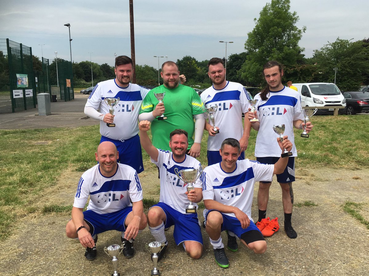 summer6aside's tweet image. Another successful @UKACC 5 a side tournament. 

Winners - Geodis
R/Up - Virgin Atlantic
3rd - K&amp;amp;N &apos;B&apos;
Fair Play - NITC
Top Scorer - Zak (Geodis)
Player of Tournament - Andy (Virgin Atlantic)

Well done to all participants.