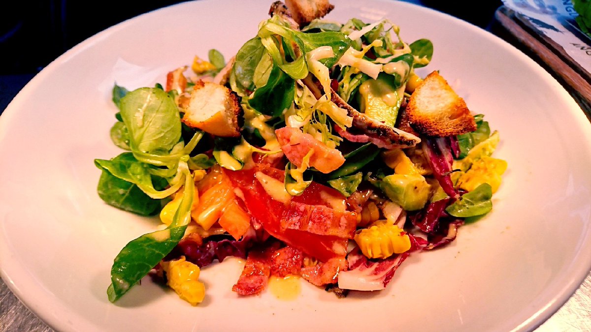 Angus_Ale's tweet photo. Cobb salad on our new lunch menu! Just £6 every day 12pm until 4pm. Come and chow down at 28 Adelphi. #lunch #Lunchtime #salad #Aberdeen #avocado #tastebud #summer https://t.co/yVhXrFlzOy