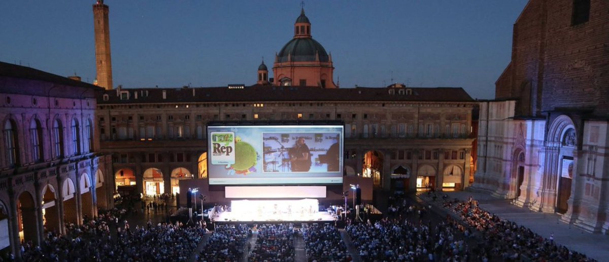 #Repidee18 Questa sera, dalle 23.00 in Piazza Maggiore a Bologna, <a href="/ernieassa/">ernesto assante</a> e @Ginocastaldo vi aspettano per Lezioni di rock, "Pink Floyd in quadrifonia"