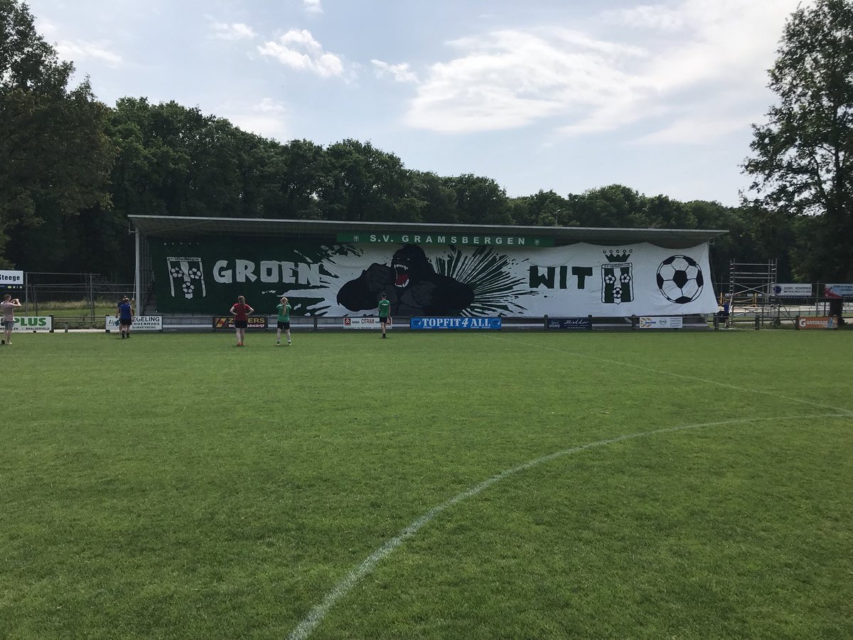 PRACHTDOEK!!! ⚽️👌🏻🦍