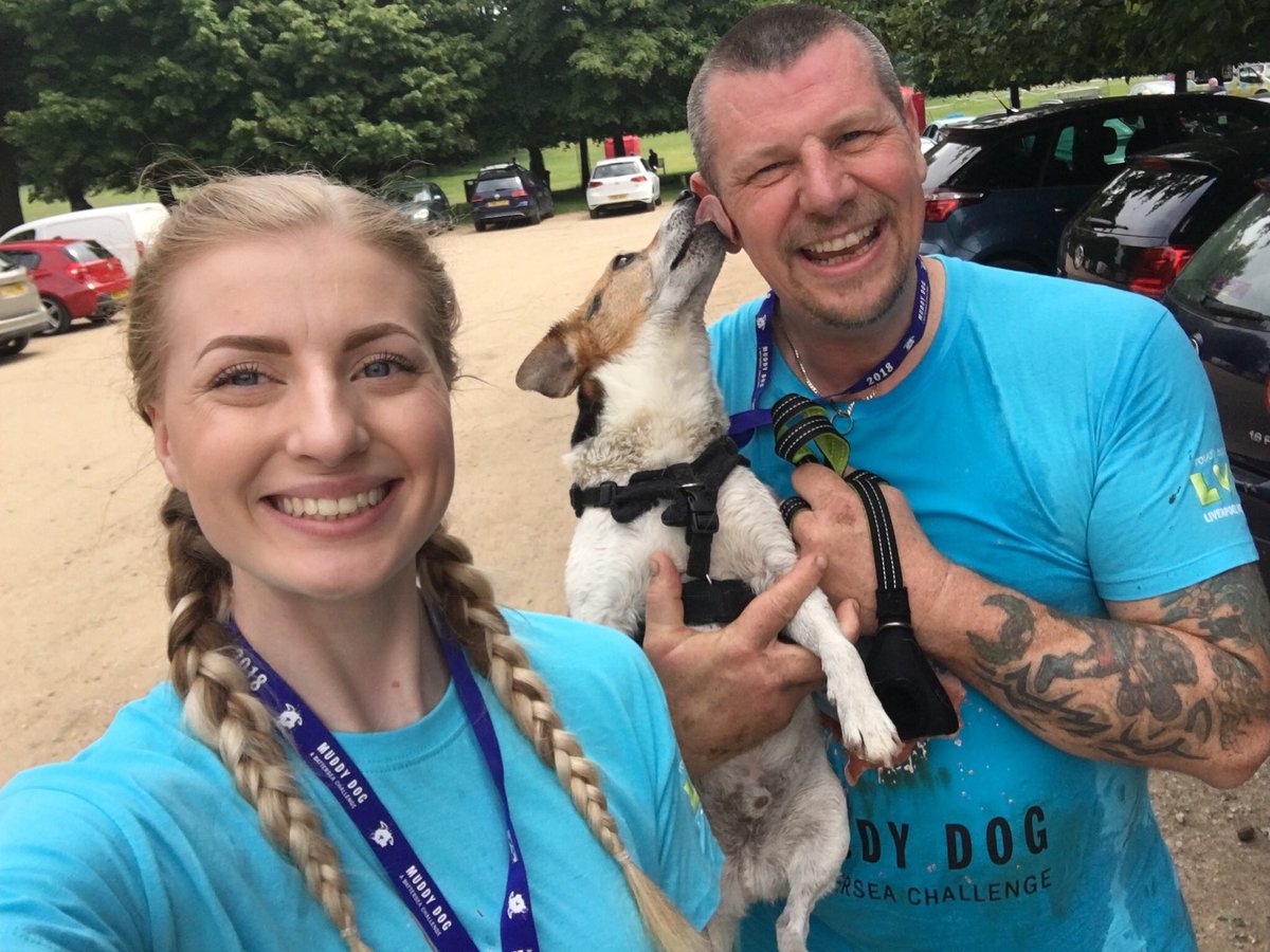 JimWainwright66's tweet photo. @Battersea_ @WollatonHall Dad @JimWainwright66 and @gemmawainwright had a great day doing the Muddy Dog Challenge. https://t.co/1q5sxvcMaR