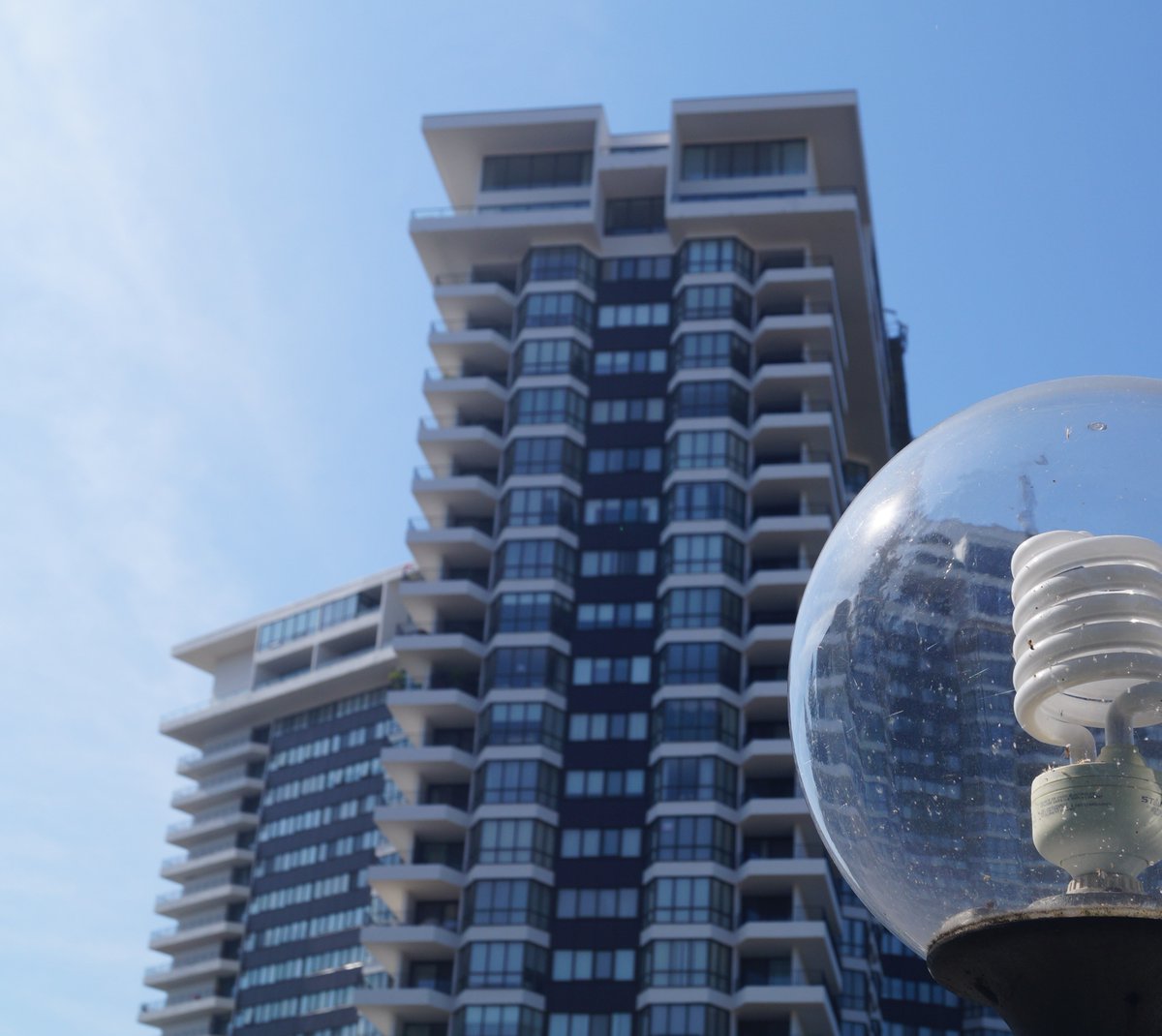 bzeerealty's tweet photo. CONDO LIVING
#bzeerealty #RealEstate #Mississauga https://t.co/NUakZCsdhv