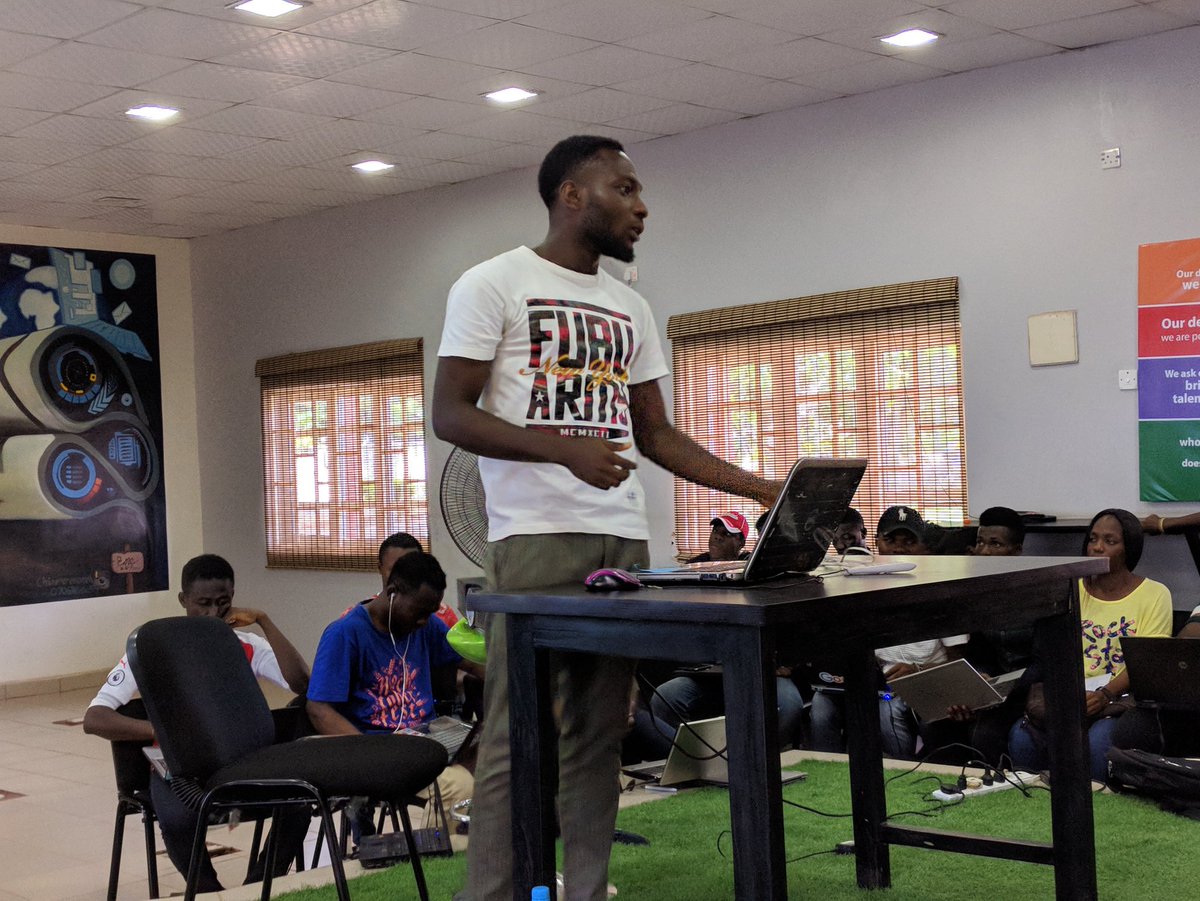 forLoopUNN's tweet photo. Android ninjas bout to role
#forloopUNN #Hacktheden @forLoopUNN @forloopCampuses @forLoopNigeria @theflutterwave @forLoopAfrica https://t.co/8LOD2EbhQt