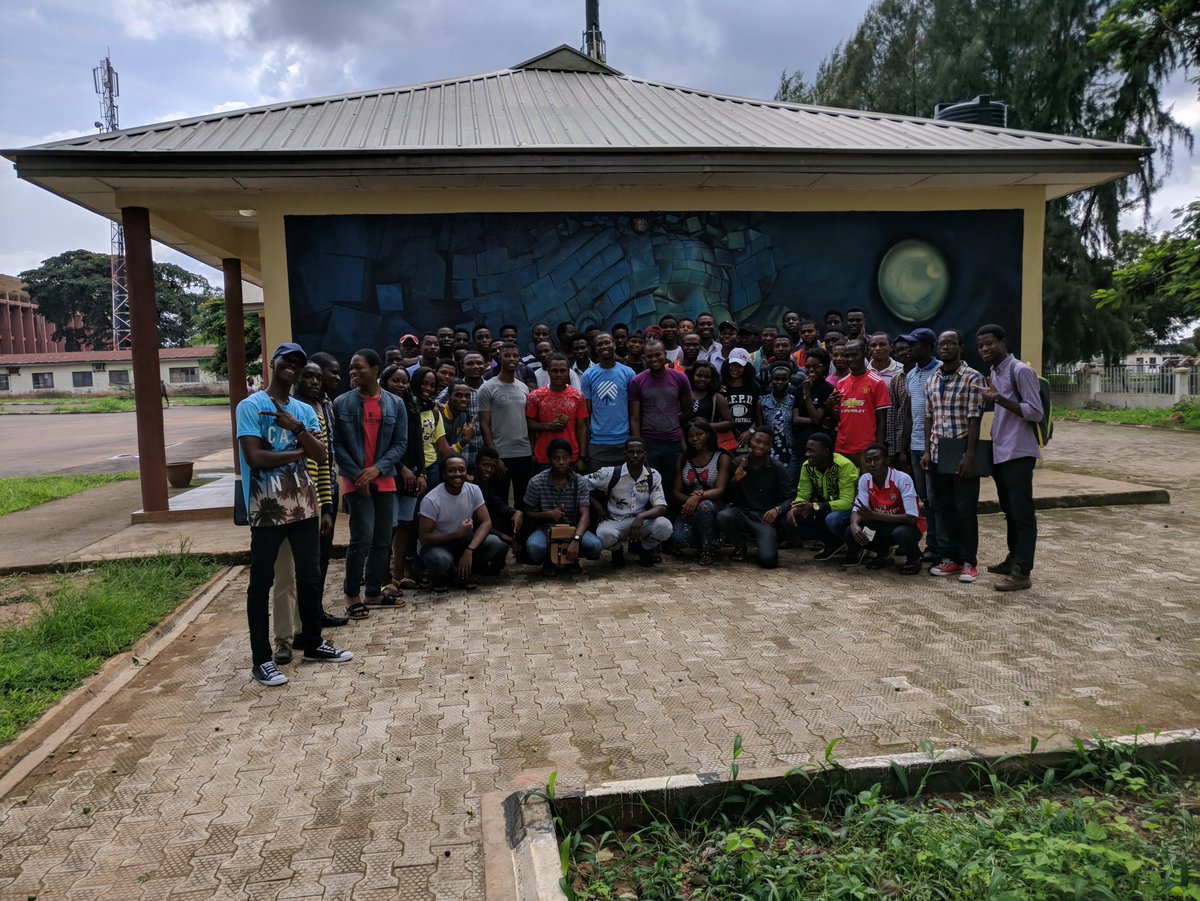 forLoopUNN's tweet photo. It's been an exciting time learning how to build stuff.
#forloopUNN #Hacktheden https://t.co/VU3kPOD3Kv
