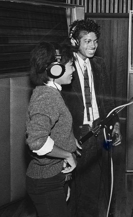 deeppurplexhoy's tweet photo. @Japan_kate Michael Jackson adding some vocals to his little sister, Janet Jackson's 1984 album, Dream Street https://t.co/ooIRXHu5l5