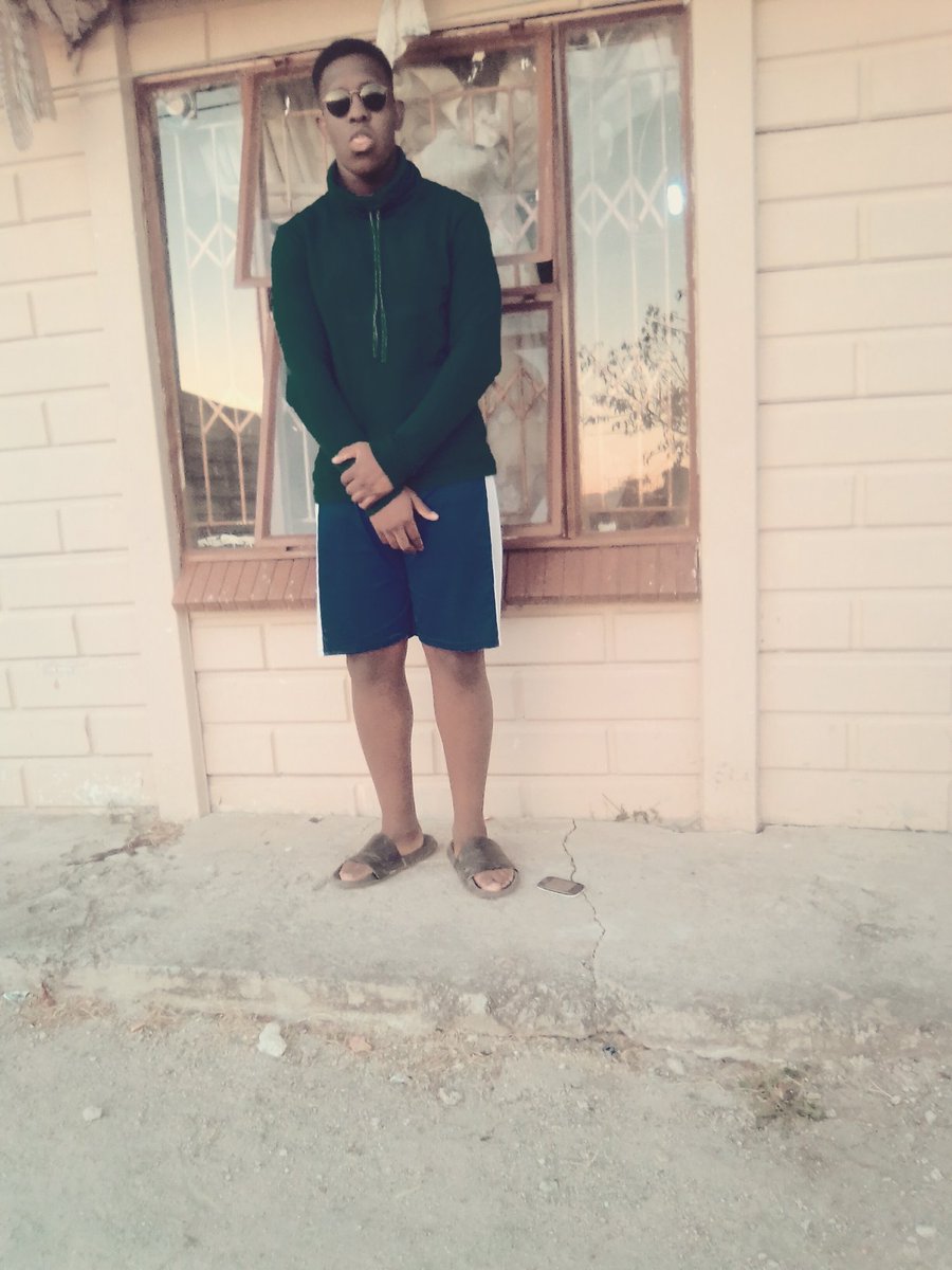 Oratile2323's tweet image. 