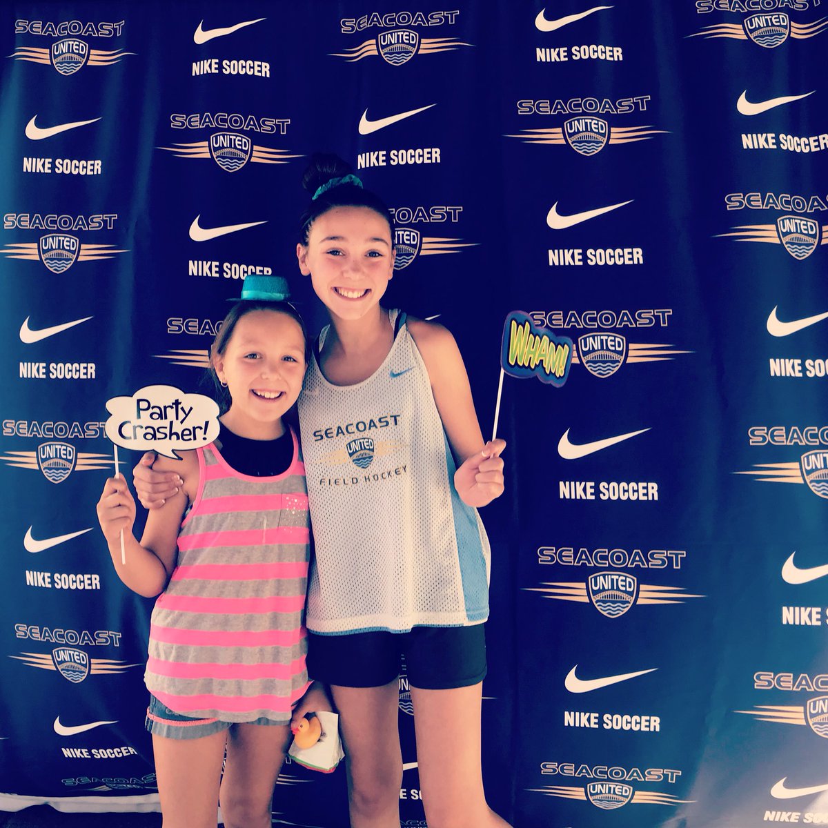 SeacoastUnited's tweet photo. We had some familiar Seacoast United Field Hockey faces stop by our booth at #MarketSquareDay 📸😋 Come take a photo in front of our backdrop for a chance to win some SUSC prizes #WeAreSUSC #BePartOfIt https://t.co/uQ1QDYlWFx