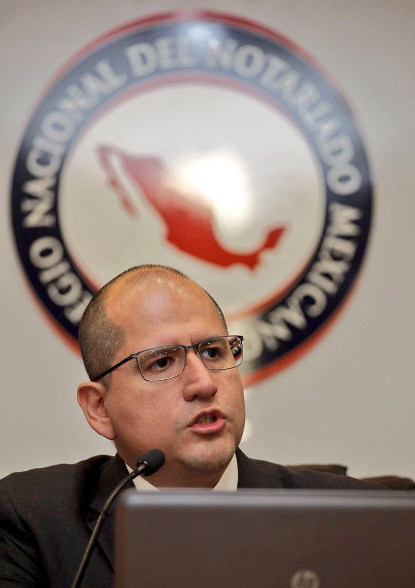 Damos inicio la sesión del #CursodeActualización de hoy con el tema “Tópicos sobre derechos reales” con el Not. Ariel Ortiz Macías <a href="/arielortiz/">ARIEL ORTIZ</a>. #CapacitaciónNotarial