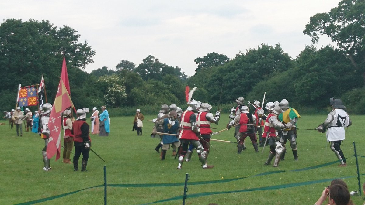 The <a href="/BattleofBarnet/">Battle of Barnet</a> now in full swing! #BarnetMedFest2018