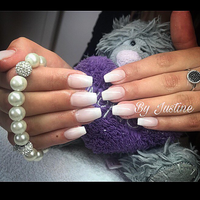 justinetrechel's tweet photo. #indigo #indigonails #remplissage #gelnails #gel #nails #ongles #milkypink #polish #rose #pink #nude #babyboomer #narurel #summer #été #coffinnails #bear #nounours #teddybear #prothesisteongulaire #bretagne #rennes #saintbrieuc #instaaddict #instanails #instastyle https://t.co/J6lqvuFdAf