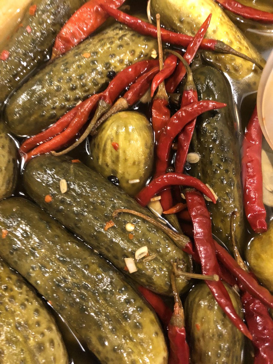 EatMeaty's tweet photo. Our Pickle Stand is OPEN FOR BUSINESS!! @ChelseaMarketNY @MeatpackingNY #smallbath #lactofermented @FineBrines https://t.co/r5BvUxjwjM