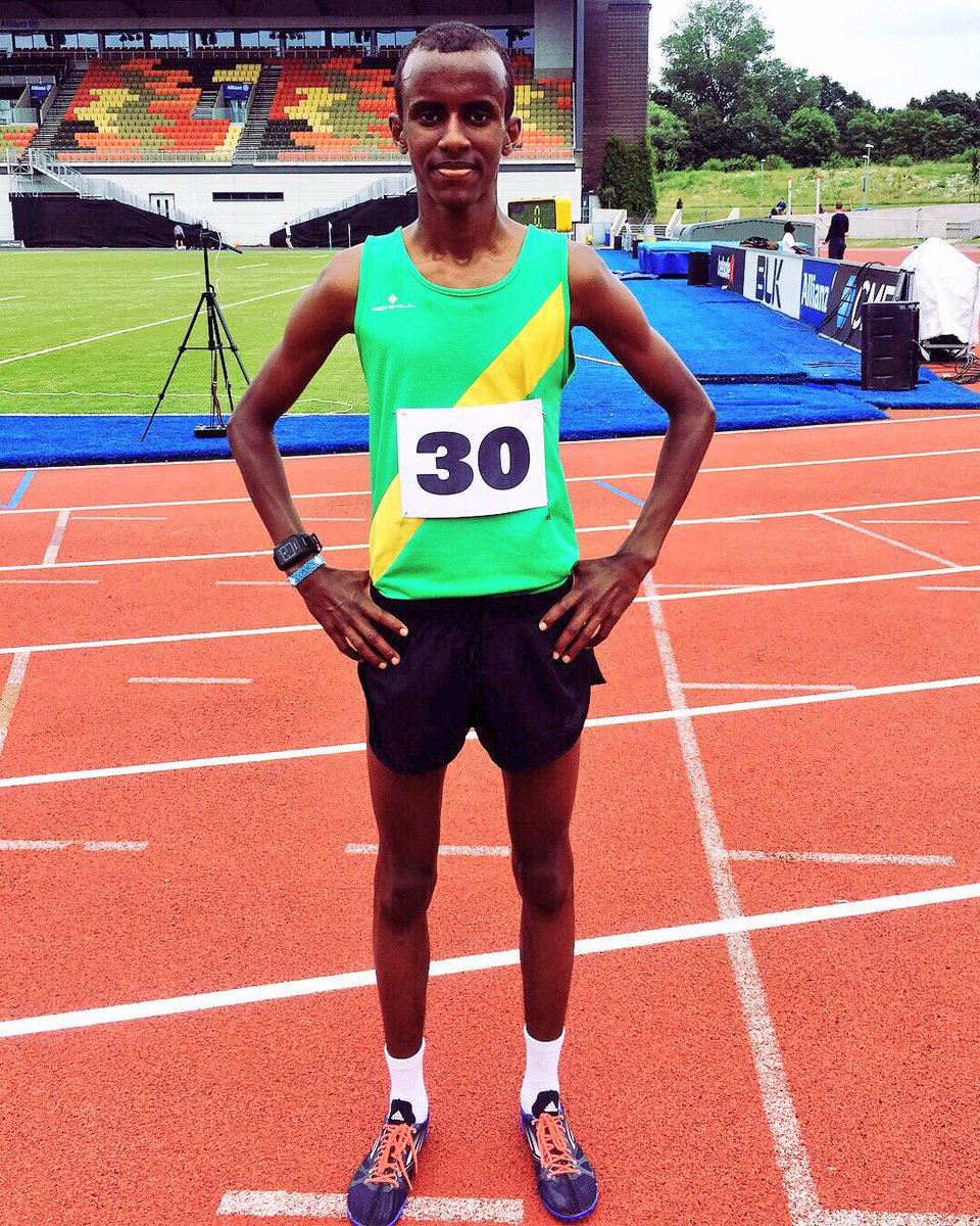 Amazing result by Mo Ali! Breaking <a href="/Mo_Farah/">Sir Mo Farah</a> record for the 3000m! Incredible time of 8m37.01 by a fantastic 4 seconds. 💪💥🏃🏾‍♂️ #Middlesex #athletics #trackandfield #futurestar <a href="/SchoolAthletics/">EnglishSchoolsAA</a> <a href="/BBCSport/">BBC Sport</a> <a href="/bbcgetinspired/">BBC Get Inspired</a> <a href="/TeamGB/">Team GB</a> <a href="/uk_sport/">UK Sport</a>