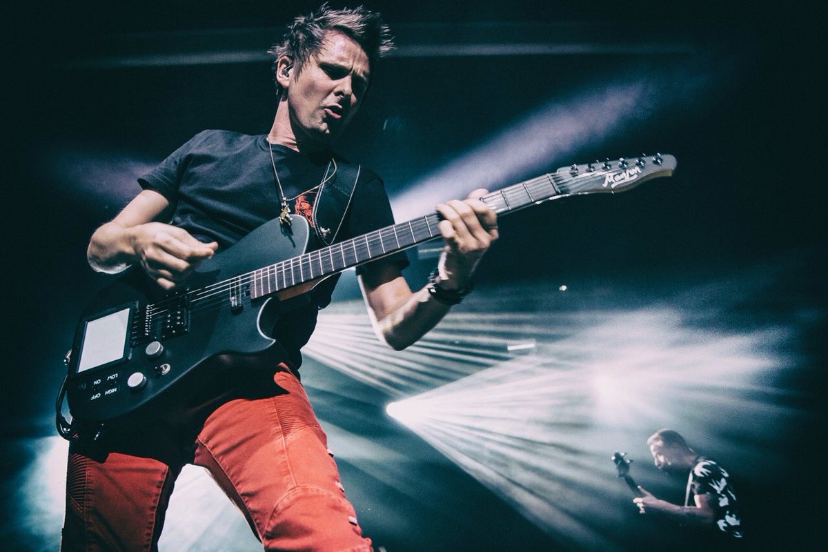 museband's tweet photo. Happy birthday, Matt! @MattBellamy https://t.co/1EmZyzG4f9
