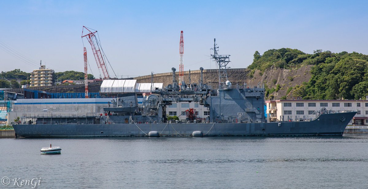 Ken_Gi1's tweet photo. 帰りに船越地区に寄り道して撮影した
掃海艇母艦と掃海艇と夏の雲☁️
+哀愁漂う旧ちよだ
本当に暑い1日でした💦
ご参加の皆様お疲れ様でした!😆
#うらが
#MST463
#えのしま
#MSC604
#掃海艇 https://t.co/OohszcnOje