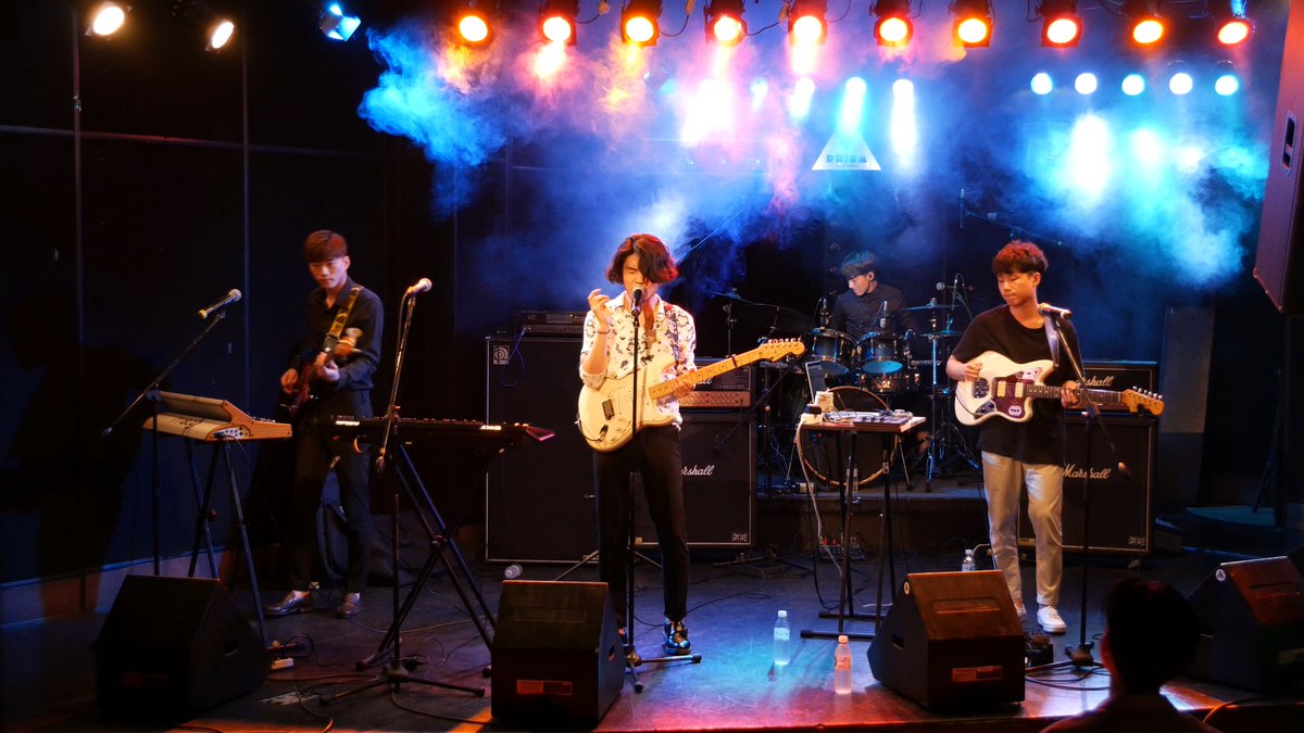 southkoreaindie's tweet photo. [2018.06.08] The FunCity (펀시티)  Full Live 4K @프리즘 플러스
https://t.co/Pt0xVbQh6r
#TheFunCity #펀시티 #koreanrock #korearock #koreanband #koreaband #krock #프리즘홀 #프리즘플러스 #prismhall #prismlivehall #prismplus https://t.co/Qbs4claNtN