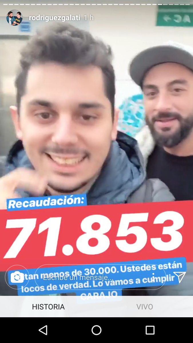 laracastellans's tweet photo. Estos dos boludos llevan juntado $71.853 y nose si más para irse al mundial con donación de la gente,si no llegan a los $100k lo donan pero mientras tanto si llegan se van al mundial con plata que la gente le dió mientras hay gente cagando se de hambre pero para eso nadie dona. https://t.co/zbMPWPPrlw