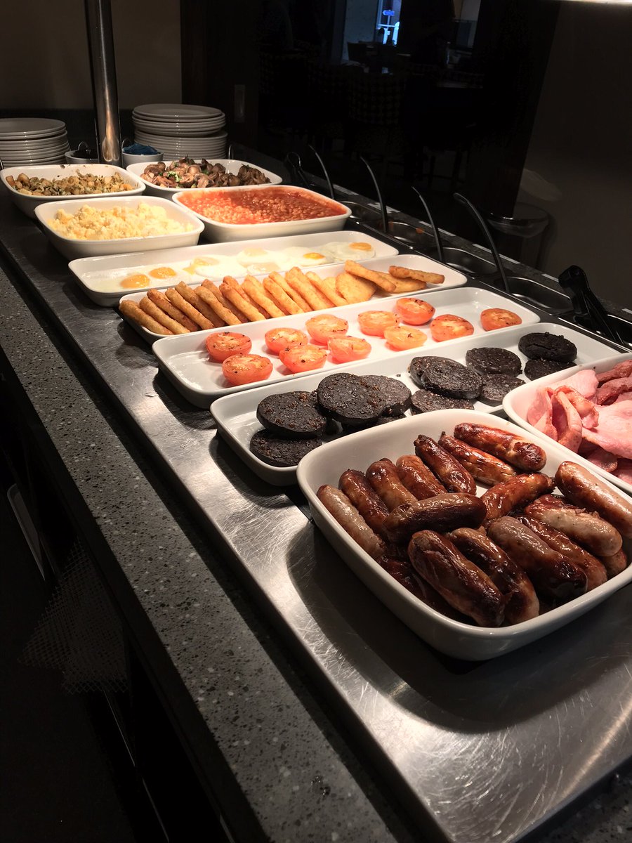 Love a busy #downloadfestival  breakfast! <a href="/PIcccqDerby/">Derby Cathedral PI</a> 💯 ✅ positive feedback! #no1opsteam 💪🏻 ✋ <a href="/Sheffield_PI/">Alison Pickering</a> @Valerie_PI3R <a href="/xkirsty22/">Kirsty</a> <a href="/scow26/">Stupot</a>