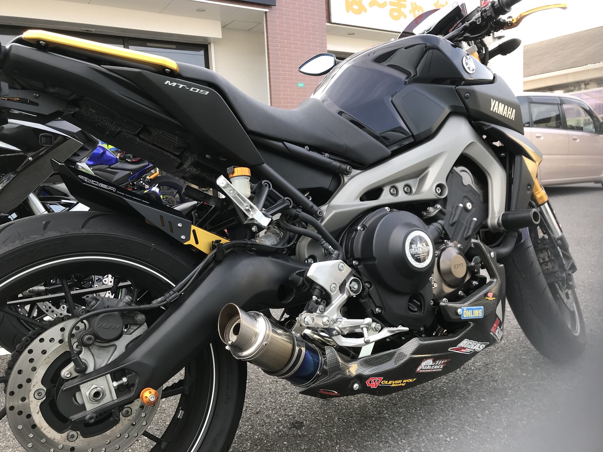 ギアチェンジワールド Twitterissa レーシングスーツはレプリカバイク レーシングスーツは膝スリ レーシングスーツは上手い人 そんな風に思ってはいませんか 人生の99 は思い込みです 変わりたい人 今すぐ変わりたい人 お店で会いましょう T Co