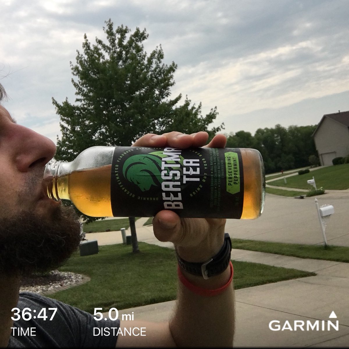 BeastmanWins's tweet photo. What a way to finish this morning’s #run. #health #hydration and great tasting!  ⁦@BeastmanTea⁩ is the revolution. #braincancerwhat https://t.co/OmtxYFLI2H