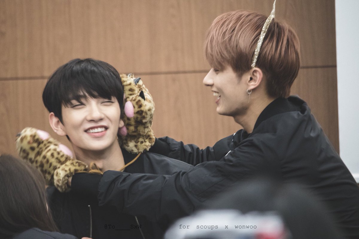 to our wen junhui, happy happy birthday. thank you for being one of our source of happiness. we're so thankful that you chose to show your amazing talents to us and to the world. keep shining, our junhui!!! 💜💜💜💜💜

#HAPPYJUNDAY 
#Happy_JUN_Day