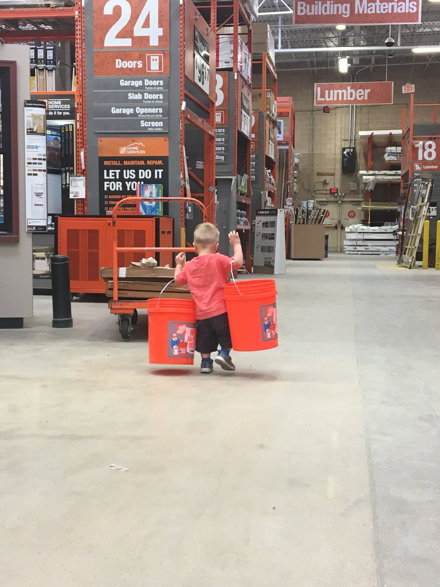 DanPatrizio's tweet photo. @HomeDepot no project is too big for this little guy https://t.co/XkYmuEv0oe