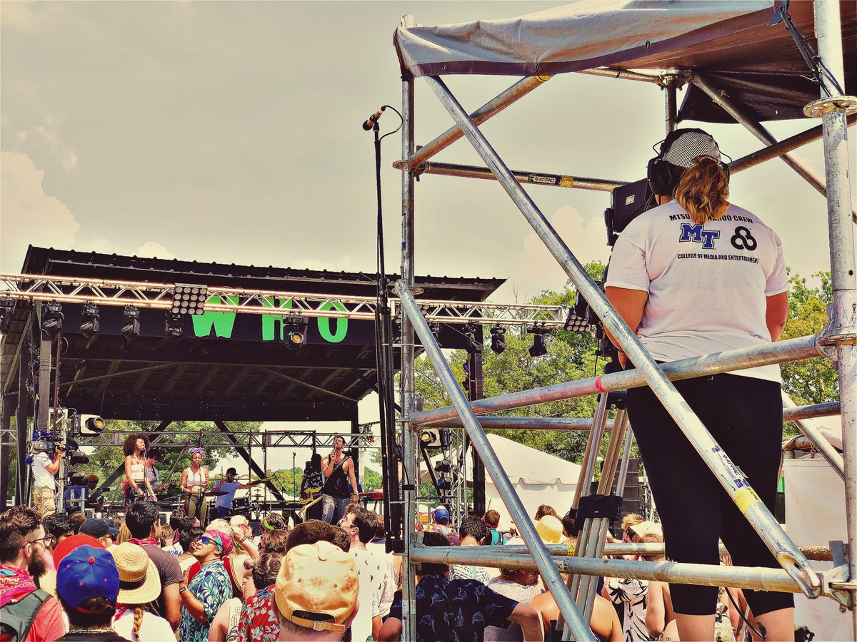 MTSU's tweet photo. More images from @Bonnaroo as #MTSU multimedia students turn the festival into their classroom. #Bonnaroo #mediacareers #TrueRoo https://t.co/c3zXWJckgo