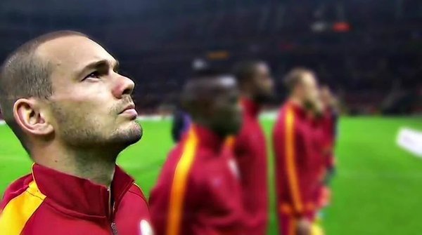 Happy birthday Wesley Sneijder    