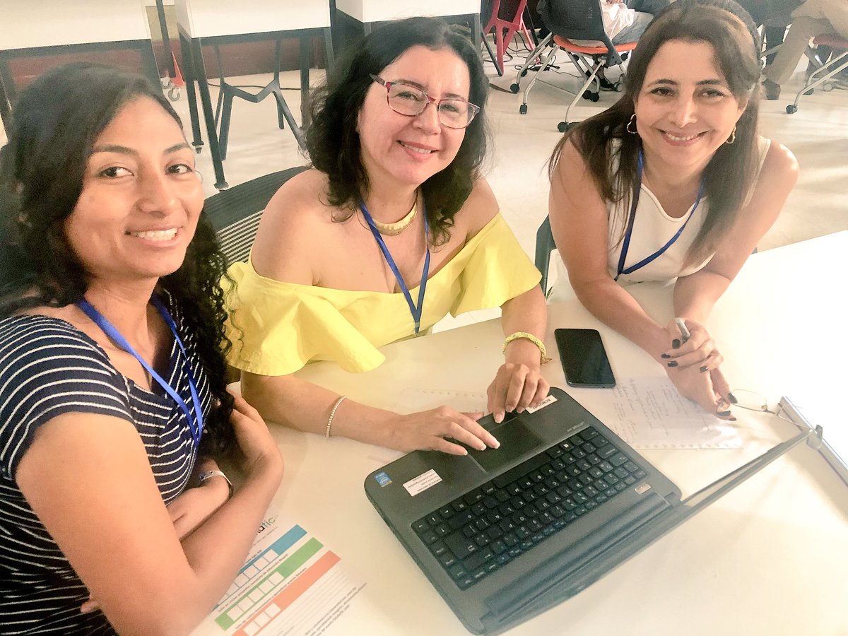 jordifreix's tweet photo. We had a great time at Cali, learning from children, teachers and colleagues from @eduteka and @icesi at #Edukatic2018 #UdiGitalEduInColombia @InventEUrs_ @Inventors4C @ViCOROB @UdGEducacioPsic @UdGPolitecnica @UdGCompromis @univgirona https://t.co/ORvzoQWrEq