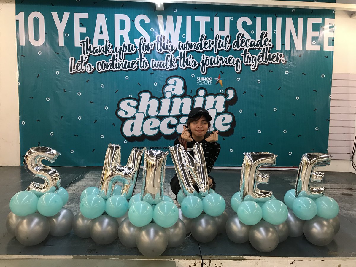ohohjhen's tweet photo. 💎SHINee’s 10th Anniversary Special💎
✨A Shinin’ Decade✨
“Even if I’m given 525 lifetimes I’d still choose YOU”😘👑😍

#SHINee10thAnniversary⁠ ⁠
#SWPHCON2018 
#05252018
#ASHININDECADE
#SHINeeWorldPH
#SHAWOL
#SHINee https://t.co/4HbRcVRnSP