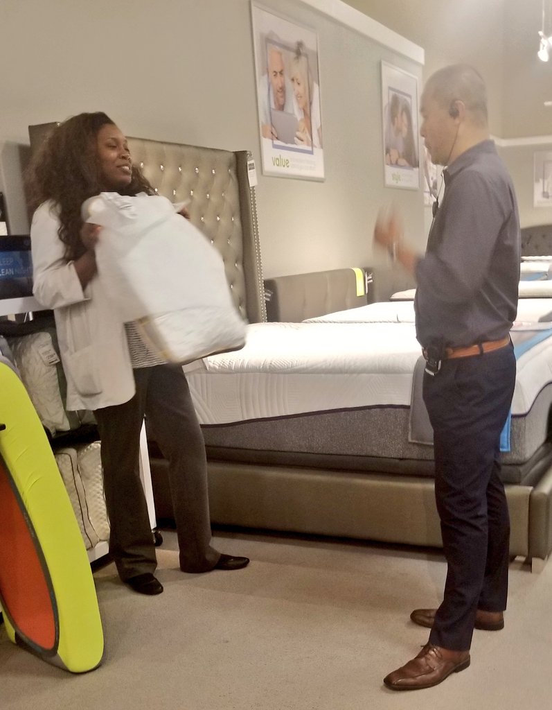 BGSleepCoaches's tweet photo. What a great way to begin our #Saturday morning with some of @AshleyHomeStore's top sales writer's and #coaches ! #Sparring #ValleyStream #NewYork #sleepsystem #LongIslandShopping #sleepfuelseverything #sleepfuel #bedgear @BEDGEAR #powerofthepillow #sleepshop @HollyBedgear https://t.co/ewOw0vkGrN