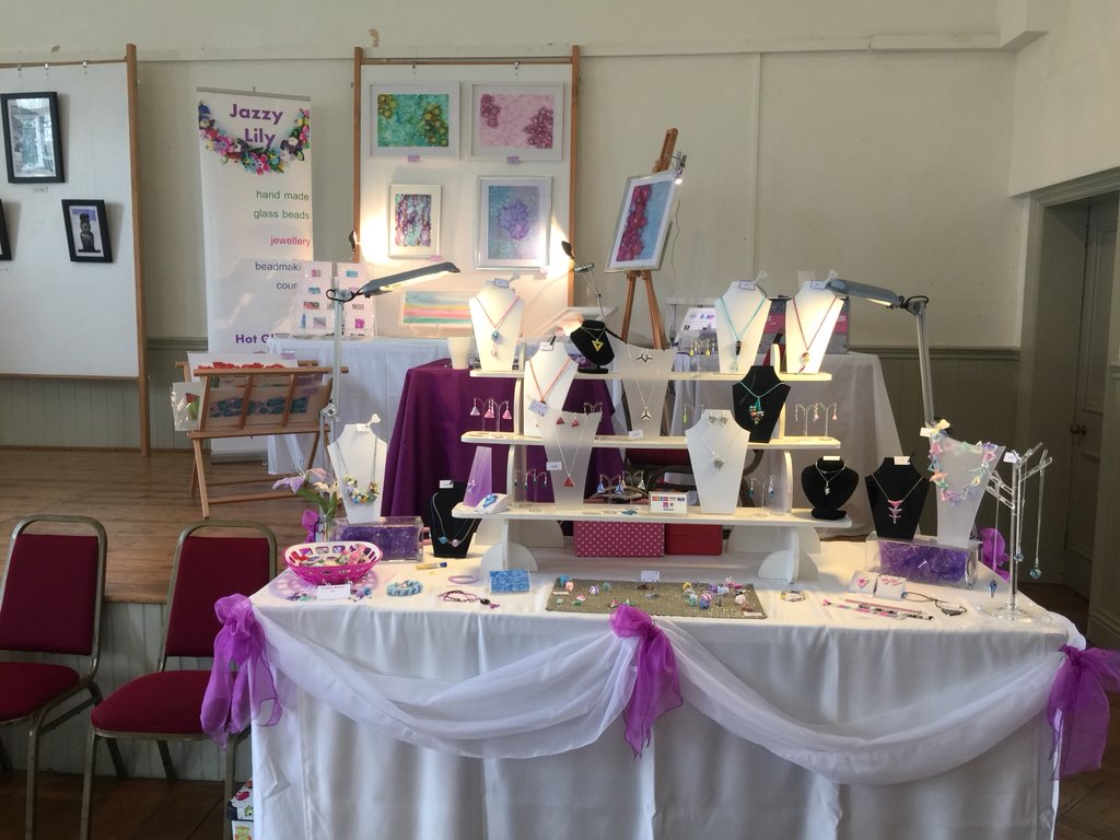 Sharon_Coop's tweet photo. A wonderful display of art for #bucksopenstudios at Hastoe Village Hall plus delicious homemade teas @ChilternsMS open 2-5pm today and tomorrow. #artexibition https://t.co/Xk53BXFDGJ