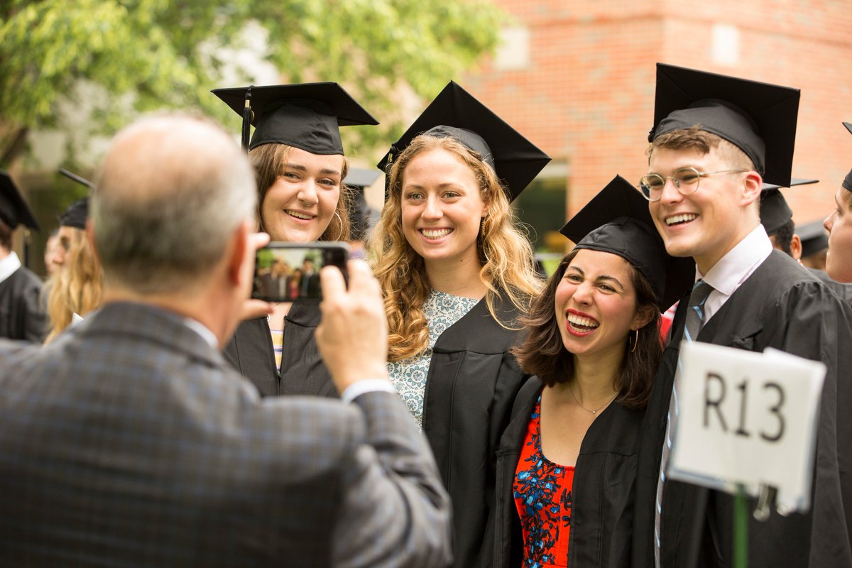 Carleton College On Twitter More Moments From Commencement 2018 Carlgrad18 Carleton College Graduation 2022
