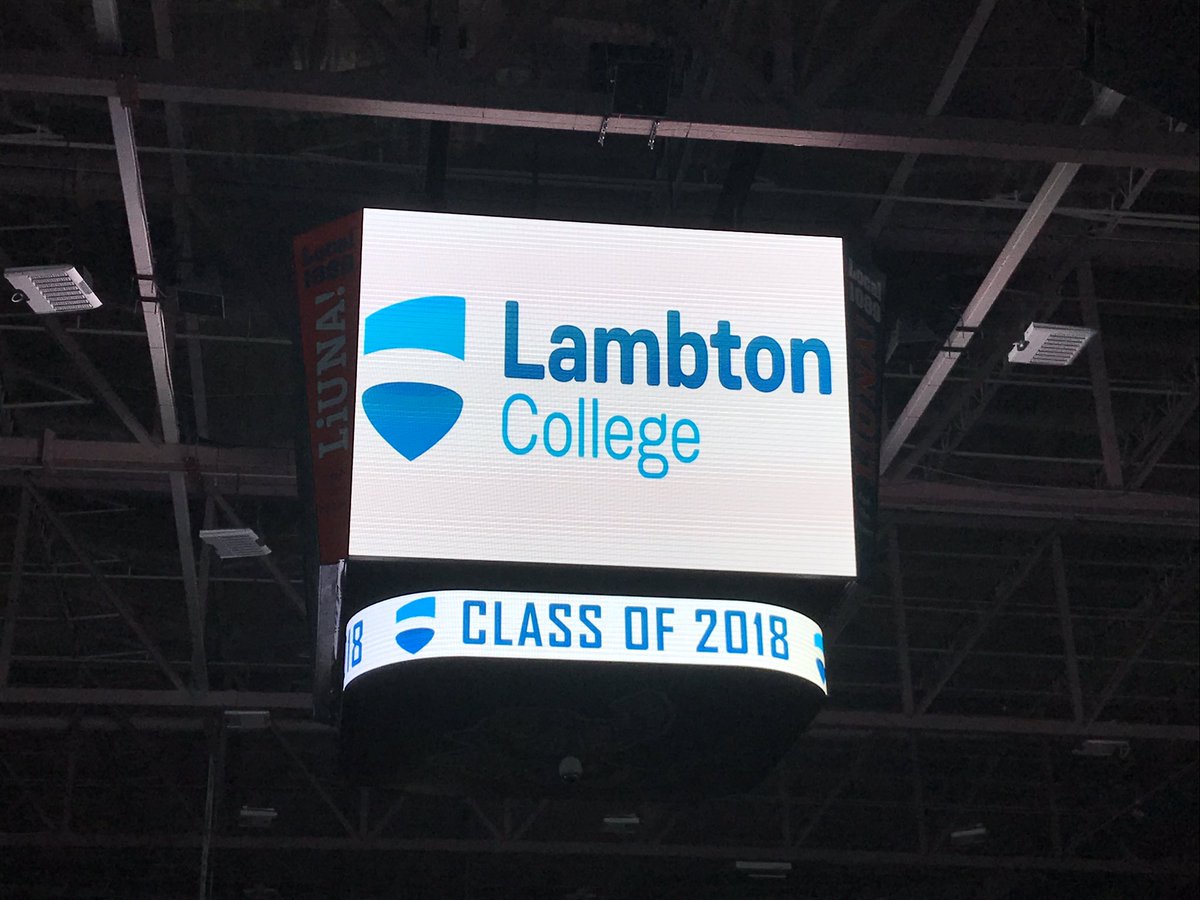 RobKardasLC's tweet photo. All set to celebrate with the @LambtonCollege class of 2018! #convocation2018 #LCpride https://t.co/T3eivxlNII