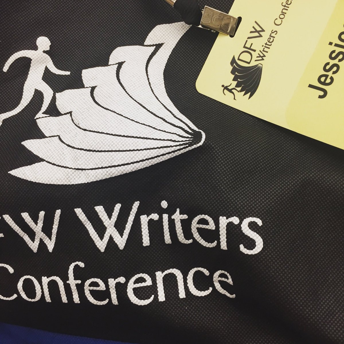JessicaOlson123's tweet image. Nothing like a writer’s conference to boost that motivation!
#DFWCon #amwriting #writing